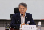 민형배 "검수완박 중재안 걷어찬 권성동, 정치 악마화에 앞장"