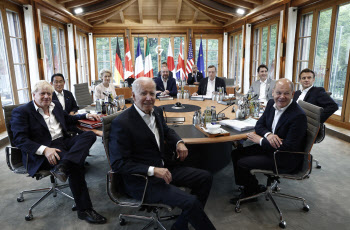 G7, 러 원유가격 상한제 합의…추가 제재 한계도 인정