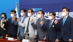 `거야` 민주당, 안전운임제+납품단가 연동제 입법 드라이브