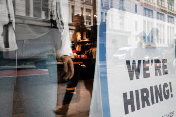 미국 6월 일자리 37만개 증가·실업률 3.6% '호조'
