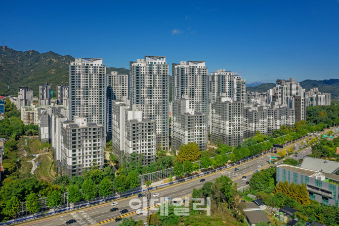 오늘 과천·하남서 '시세차익 10억' 줍줍 오늘 과천·하남서 '시세차익 10억' 줍줍