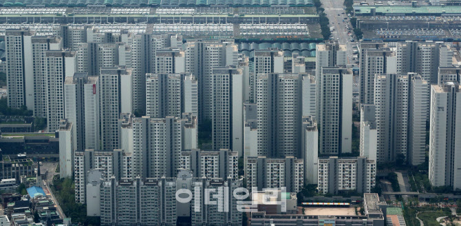 얼어붙은 아파트 매매수요                                                                                                                                                                          