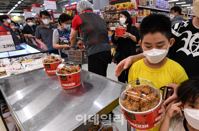  치킨 구매 고객                                                                                                                                                                                   