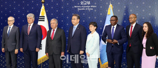  UN사무총장 일행 외교부 방문                                                                                                                                                                      