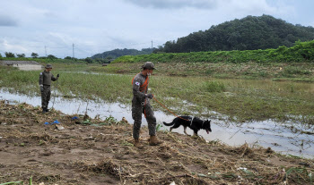 폭우에 실종된 화물차 운전자, 40km 떨어진 곳서 숨진채 발견