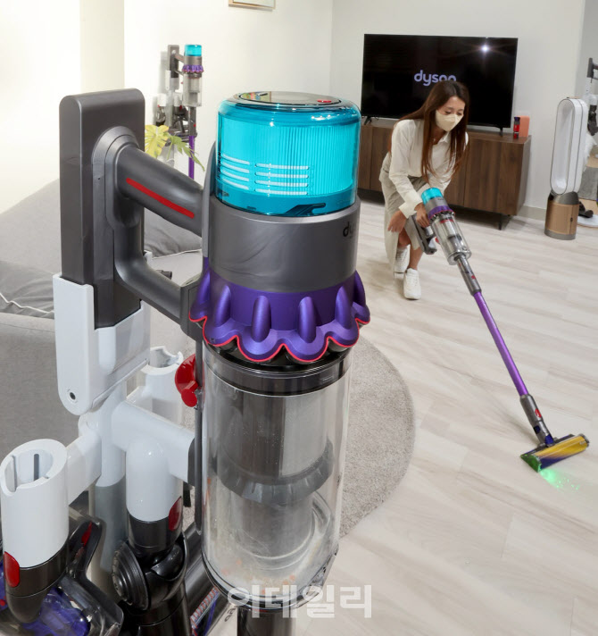 새로운 헤드로 강력한 청소 '다이슨 Gen5 디텍트'                                                                                                                                          