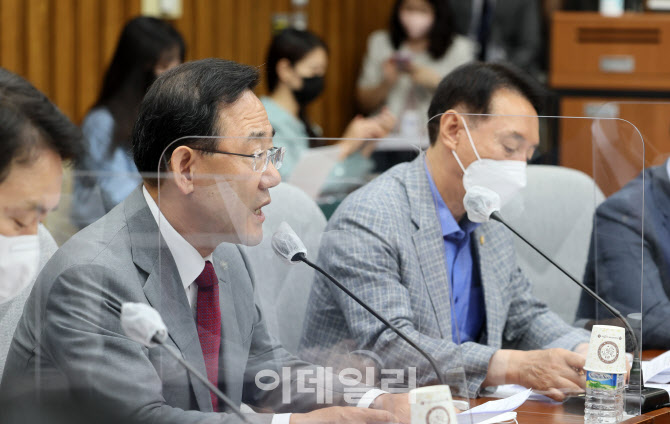 주호영, '대통령 외교활동 응원, 격려 필요'                                                                                                                                               