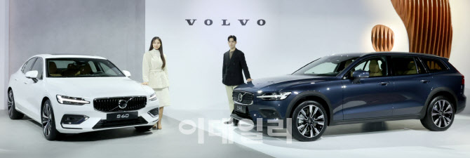 최신의 능동형 ADAS센서 플랫폼 갖춘 볼보자동차 S60·V60 크로스컨트리                                                                                                                               