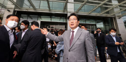 [포토]권성동 'MBC 항의 방문'                                                                                                                                                                  