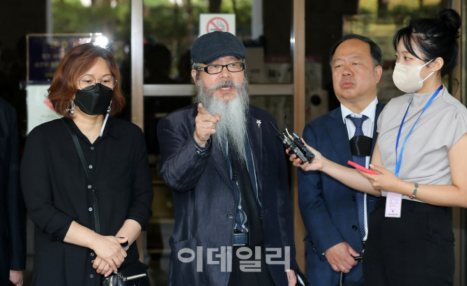 故 이예람 중사 성추행 가해자 징역 7년 확정..발언하는 유가족                                                                                                                                       