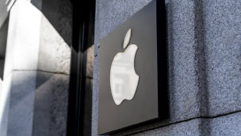 `애플, 너마저`…경기침체 공포에 투자의견 강등 당했다
