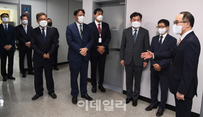  이원석 총장, 합동수사단 격려                                                                                                                                                                     