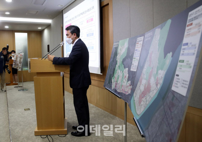  반지하 실태 발표하는 유창수 주택정책실장                                                                                                                                                         