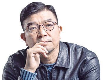 '오징어게임' 이면의 어두운 그림자