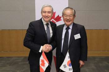 한국-캐나다, 전경련 간담회서 '광물 공급망' 경제협력 뜻 모아