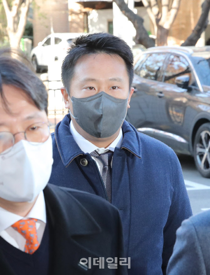 영장실질심사 받는 '테라·루나' 신현성 총괄대표                                                                                                                                          