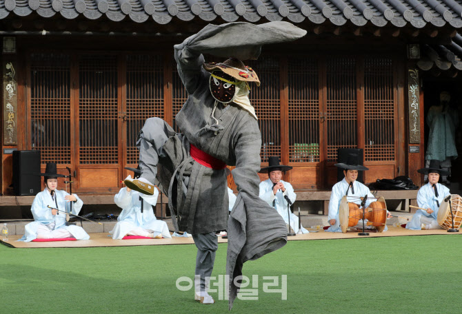 삶이 녹아있는 우리의 탈춤                                                                                                                                                                         