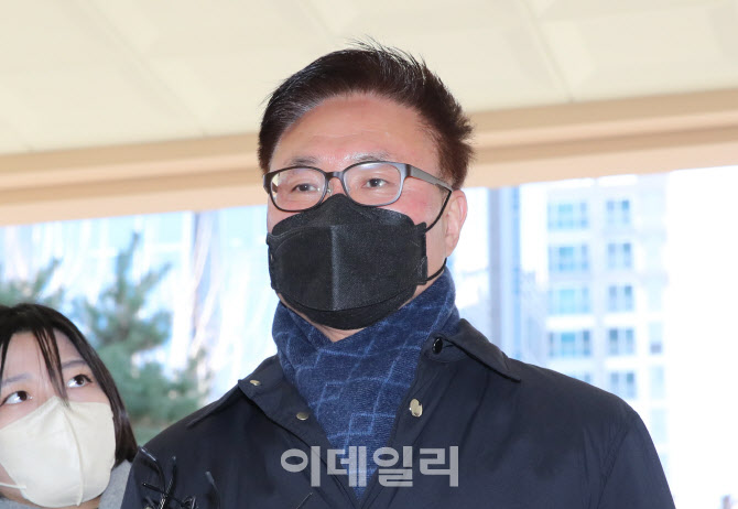 영장실질심사 출석하는 박성민 정보외사부장                                                                                                                                                         