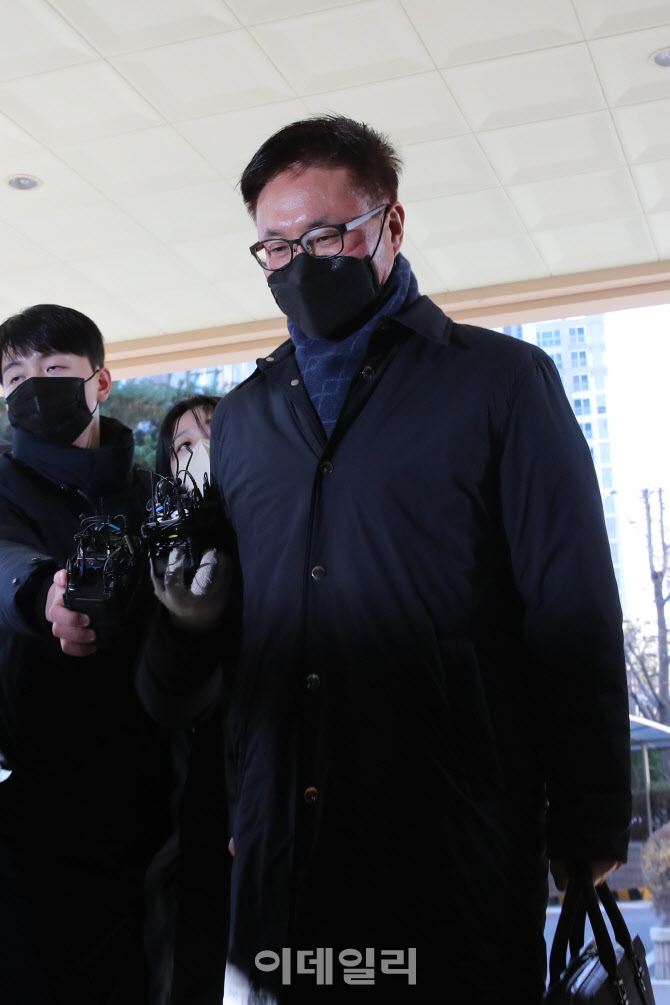 구속 기로에 놓인 박성민 정보외사부장                                                                                                                                                              