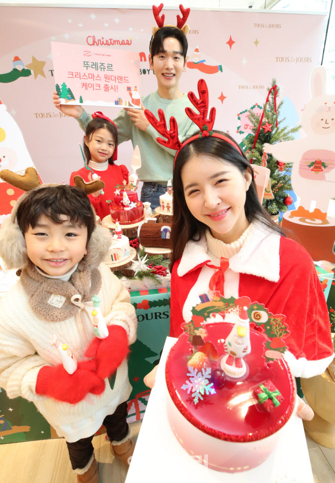 뚜레쥬르, 서커스보이밴드와 함께 한정판 출시                                                                                                                                                       