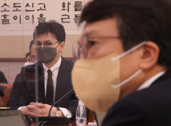 [포토]한동훈-김의겸, '법사위 참석'                                                                                                                                                            