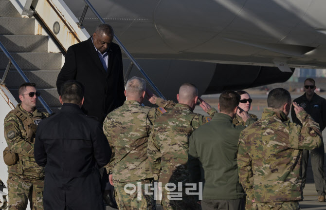주한미군 영접받는 로이드 오스틴 미국 국방장관                                                                                                                                                     