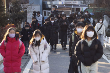 서울 중학교 신입생 6만7356명…전년比 2806명 증가한 이유