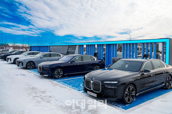 2026년 전기차 보조금 총정리: 국비·지자체 지원금, 모델별 지원금은 얼마인가? 전기차 보조금 BMW “전기차 인프라 전략 통했다”..'수입차 중 인센티브 보조금 최대'