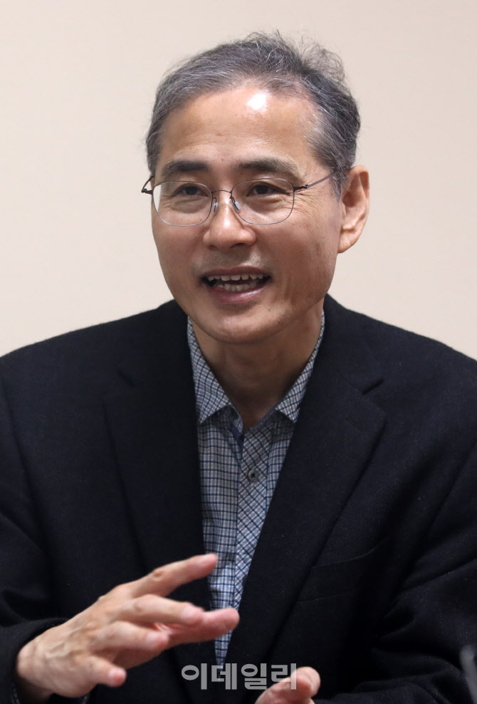 "재정준칙은 파탄 막기 위한 필요조건…늦을수록 고통스러울 것"[만났습니다]②