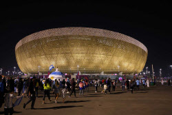 긴 환승 시간에 ‘카타르 월드컵’ 경기장 관람하세요