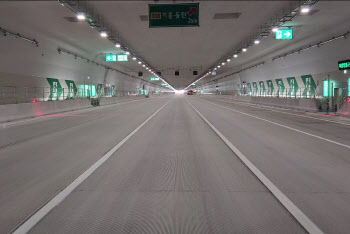 동탄2 신도시를 관통하는 동탄터널 서울방향 개통