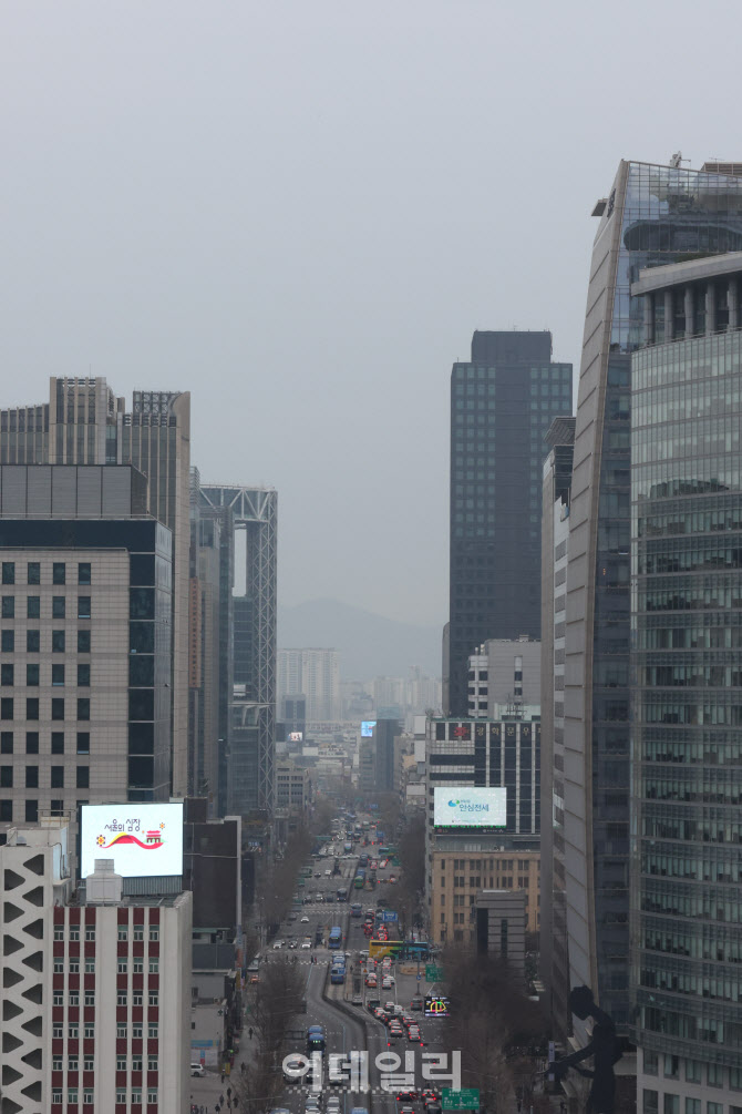 중국에서 유입해 서울시내 미세먼지 '나쁨'                                                                                                                                                
