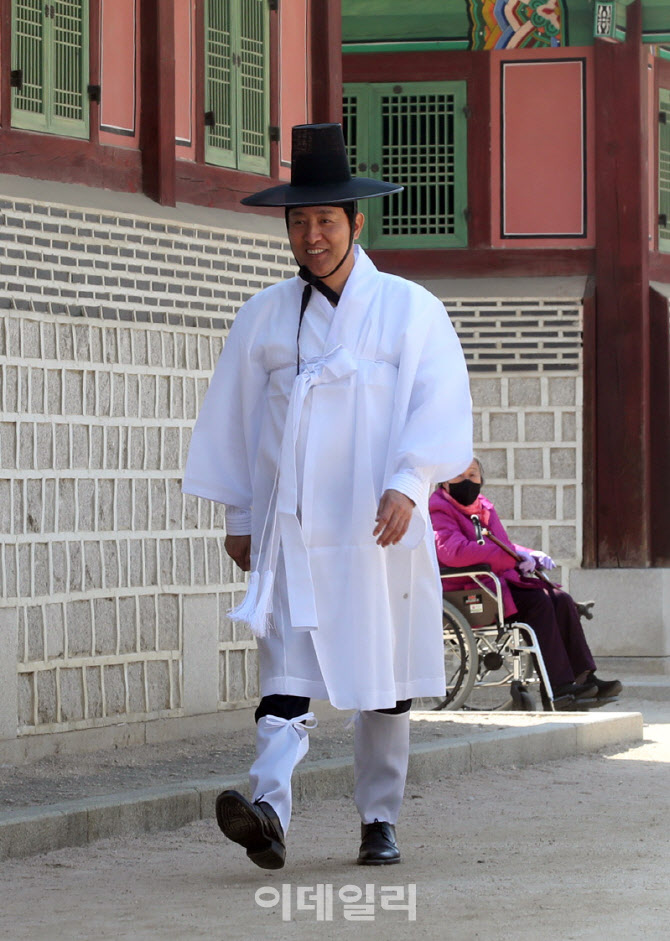  선비가 된 오세훈 서울시장                                                                                                                                                                        