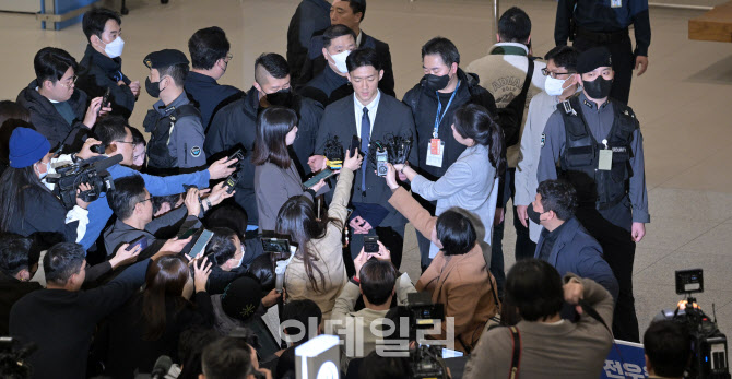 전두환 손자 전우원씨, “5·18 유족에 사죄 위해 왔습니다”                                                                                                                                         