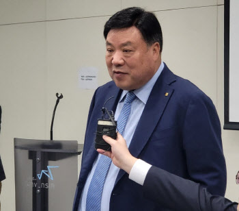 서정진 명예회장 “3사 합병 7월 행정적 절차 끝...금융시장 환경이 관건”