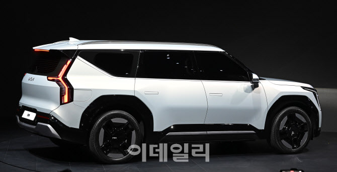 기아 'EV9' 베일 벗었다                                                                                                                                                                  