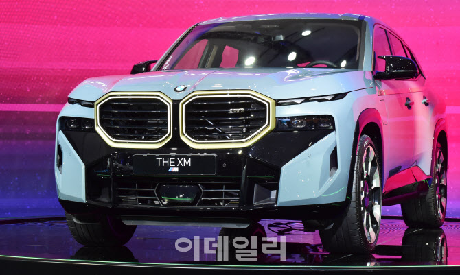 BMW의 뉴 XM                                                                                                                                                                                       