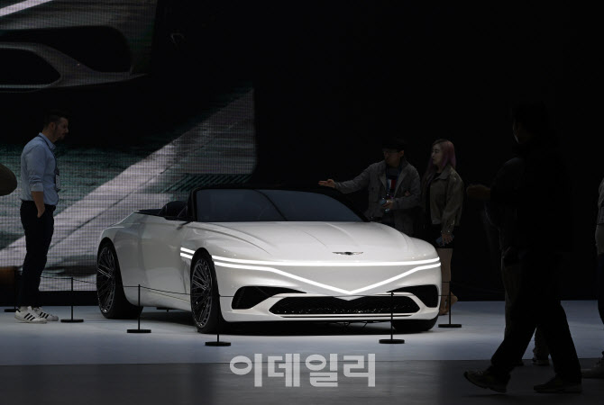 갖고 싶은  제네시스 X 컨버터블 컨셉트카                                                                                                                                                           