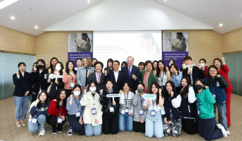 브래드 스미스 MS 부회장, 한국 미래 여성 IT인재 만났다