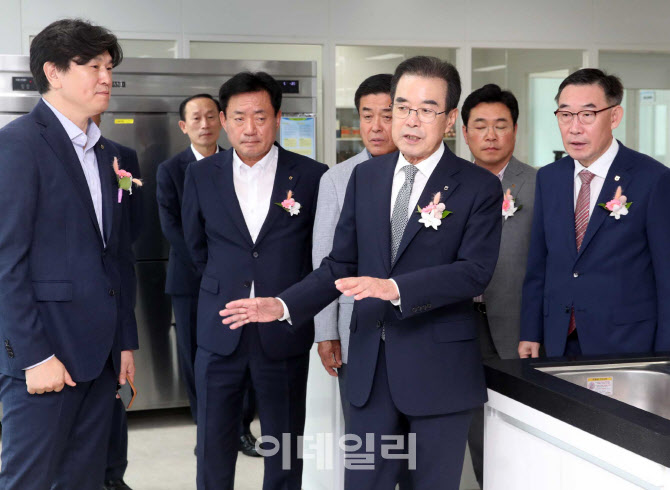  연구개발 허브 '식품 R&D 통합오피스'                                                                                                                                                    