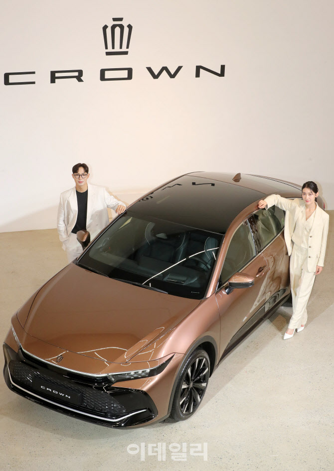 이것이 도요타 플래그십 모델 ‘크라운’                                                                                                                                                            