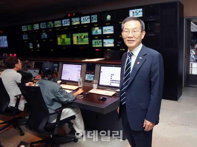  빛마루방송지원센터 찾은 이종호 과기정통부 장관                                                                                                                                                   