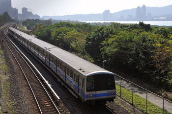"이번역은 타이베이역 입니다" 대만 지하철서 한국어 안내방송 나온다