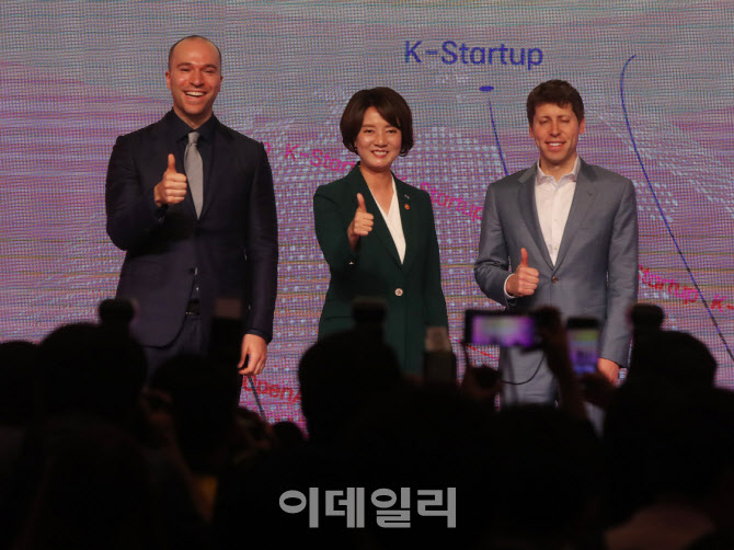  ‘K-Startups meet OpenAI’ 기념촬영                                                                                                                                                              