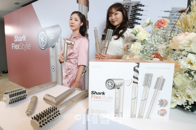 샤크 플렉스타일, 맞춤형 헤어룩 제안                                                                                                                                                               