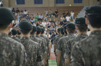 제대군인법 개정, 軍 복무 기간 호봉에 의무 반영 추진