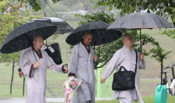 전국 곳곳 가을비…시간당 30~50㎜ 비