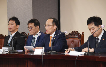 추경호 "고금리 장기화 가능성…은행 유동성 규제 유연하게 검토"(상보)