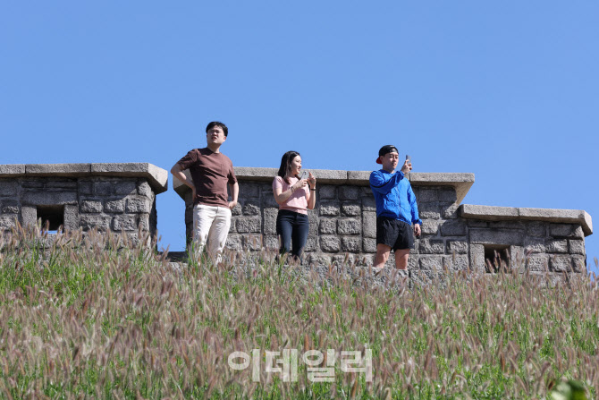 맑은 가을 하늘                                                                                                                                                                                    