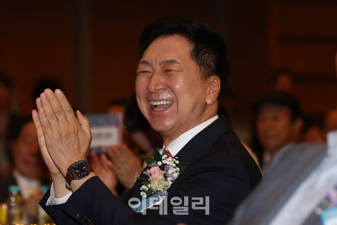 미소 짓는 김기현 국민의힘 대표                                                                                                                                                                    